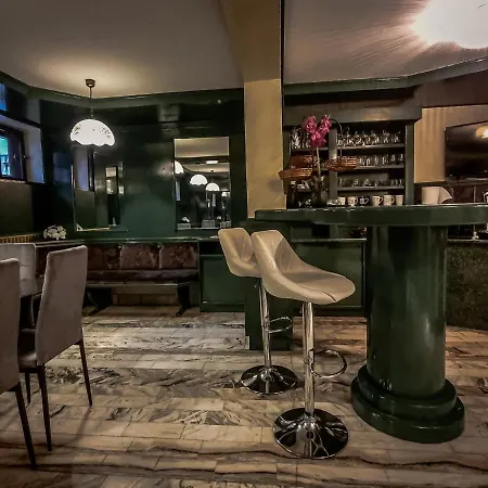 Gardenia 옐레니아구라