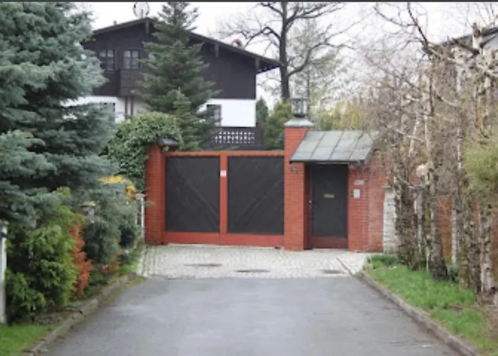 Casa de hóspedes Gardenia Jelenia Góra