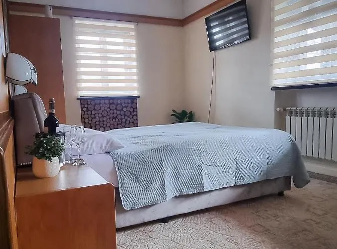 Gardenia 옐레니아구라